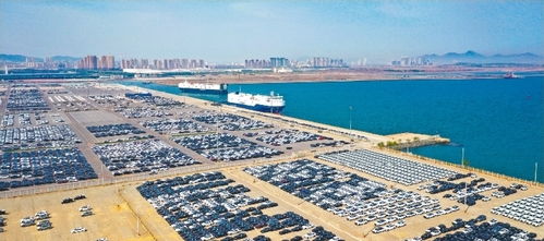 遼港集團2月商品車外貿業務量飆升83%，大連汽車產業動力澎湃